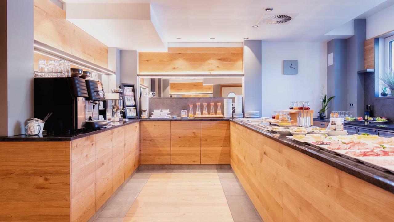 Heuboden Hotel Heu.Loft Freiburg Umkirch Luaran gambar